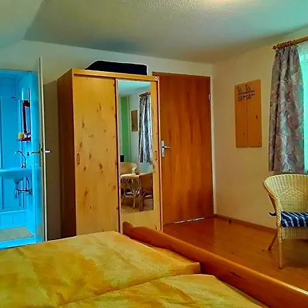 Haensel Bed & Breakfast Ehrenberg (Saxony)